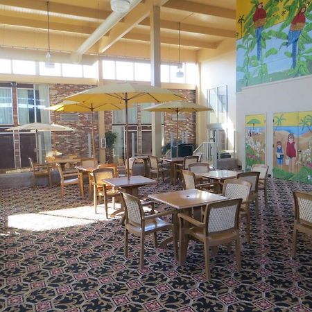 Howard Johnson Grand Forks Eksteriør bilde