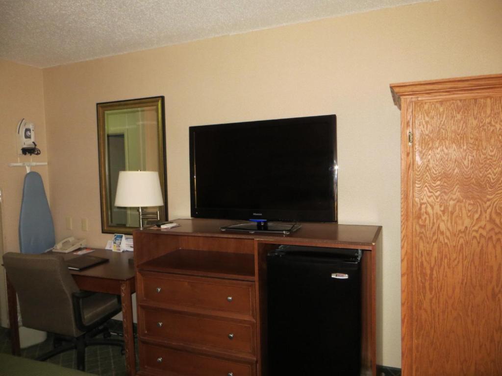 Howard Johnson Grand Forks Rom bilde